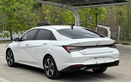 Hyundai Elantra, 2021 год, 1 320 000 рублей, 4 фотография