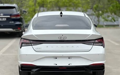 Hyundai Elantra, 2021 год, 1 320 000 рублей, 5 фотография