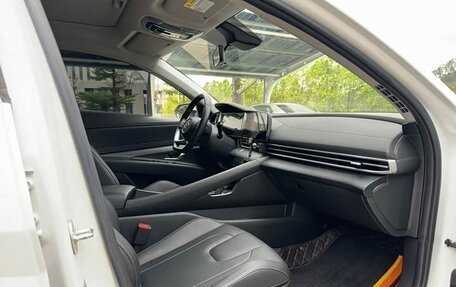 Hyundai Elantra, 2021 год, 1 320 000 рублей, 14 фотография