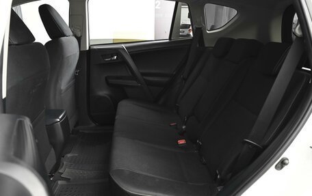 Toyota RAV4, 2015 год, 1 920 000 рублей, 9 фотография