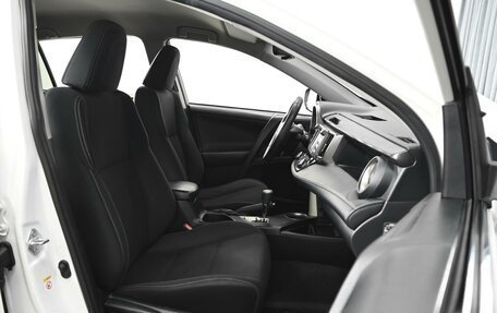 Toyota RAV4, 2015 год, 1 920 000 рублей, 8 фотография