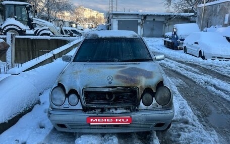 Mercedes-Benz E-Класс, 1997 год, 320 000 рублей, 4 фотография