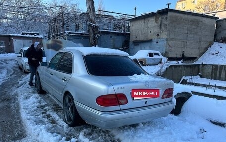 Mercedes-Benz E-Класс, 1997 год, 320 000 рублей, 8 фотография
