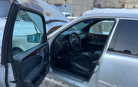 Mercedes-Benz E-Класс, 1997 год, 320 000 рублей, 14 фотография