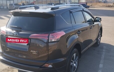 Toyota RAV4, 2018 год, 3 000 000 рублей, 3 фотография