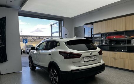 Nissan Qashqai, 2021 год, 2 490 000 рублей, 6 фотография