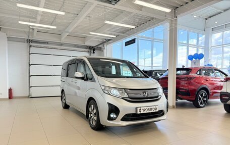 Honda Stepwgn IV, 2016 год, 2 229 000 рублей, 8 фотография