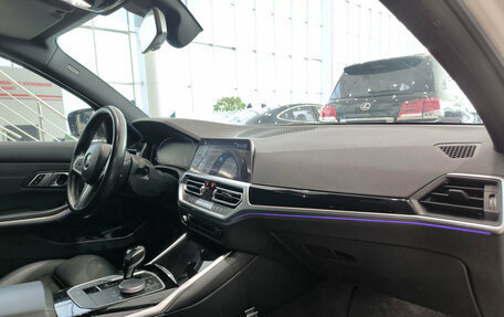 BMW 3 серия, 2020 год, 3 150 000 рублей, 13 фотография