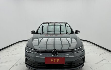 Volkswagen Golf VIII, 2023 год, 2 085 990 рублей, 2 фотография