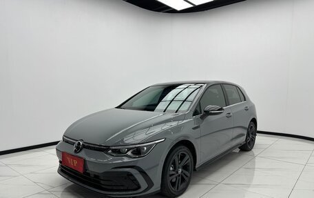 Volkswagen Golf VIII, 2023 год, 2 085 990 рублей, 3 фотография