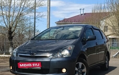 Toyota Wish II, 2004 год, 820 000 рублей, 1 фотография