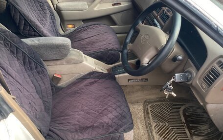 Toyota Vista, 1996 год, 350 000 рублей, 10 фотография