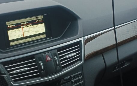 Mercedes-Benz E-Класс, 2013 год, 1 400 000 рублей, 7 фотография