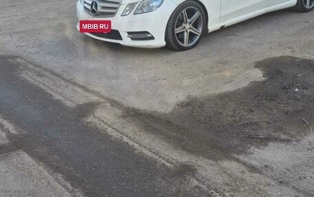 Mercedes-Benz E-Класс, 2013 год, 1 400 000 рублей, 9 фотография