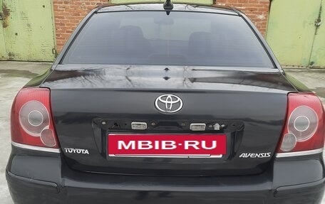 Toyota Avensis III рестайлинг, 2006 год, 670 000 рублей, 2 фотография
