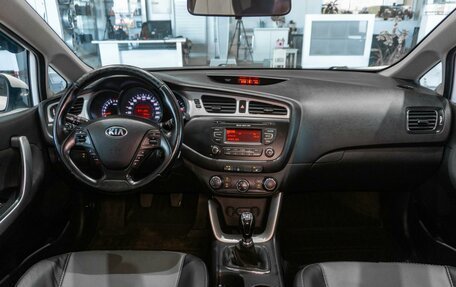 KIA cee'd III, 2014 год, 1 079 000 рублей, 10 фотография