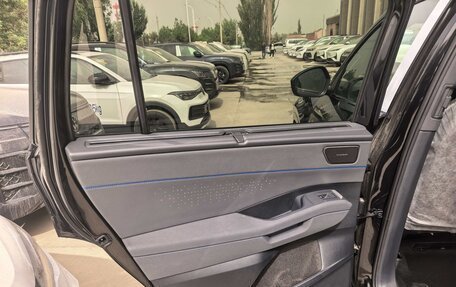 Volkswagen Teramont, 2026 год, 6 300 000 рублей, 17 фотография