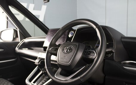 Toyota Voxy, 2022 год, 4 200 000 рублей, 12 фотография