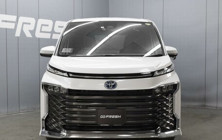 Toyota Voxy, 2022 год, 4 200 000 рублей, 3 фотография