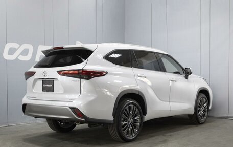 Toyota Highlander, 2025 год, 5 850 000 рублей, 2 фотография