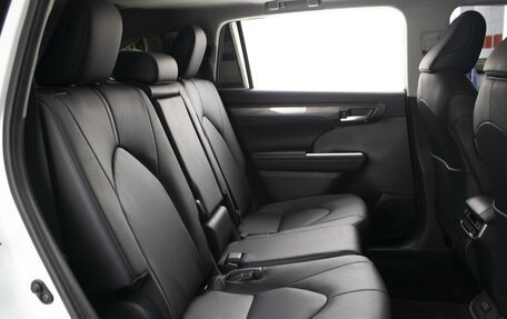 Toyota Highlander, 2025 год, 5 850 000 рублей, 6 фотография