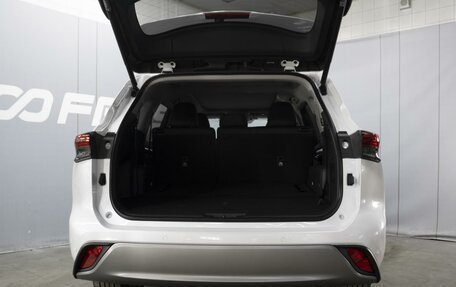 Toyota Highlander, 2025 год, 5 850 000 рублей, 22 фотография