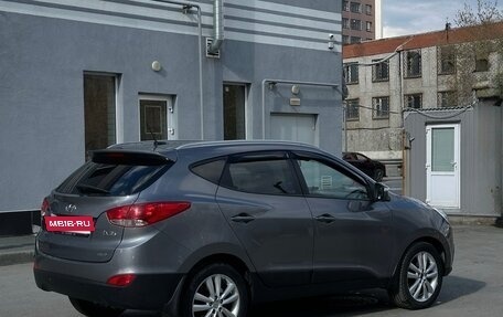 Hyundai ix35 I рестайлинг, 2011 год, 1 300 000 рублей, 4 фотография