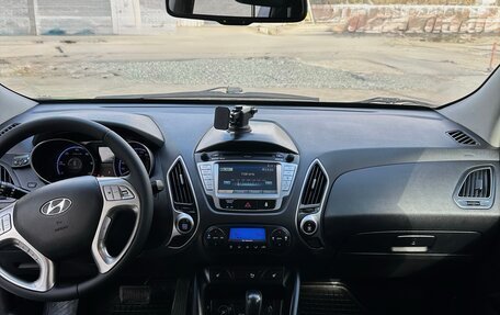 Hyundai ix35 I рестайлинг, 2011 год, 1 300 000 рублей, 8 фотография