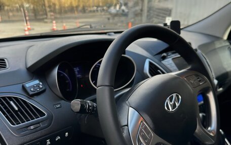 Hyundai ix35 I рестайлинг, 2011 год, 1 300 000 рублей, 9 фотография