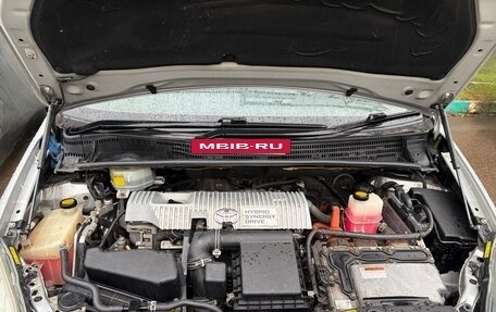 Toyota Prius, 2012 год, 1 150 000 рублей, 6 фотография