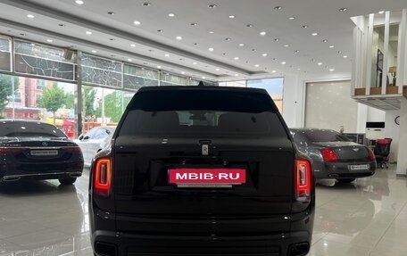 Rolls-Royce Cullinan, 2023 год, 35 803 000 рублей, 5 фотография