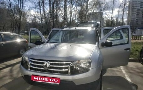 Renault Duster I рестайлинг, 2013 год, 890 000 рублей, 3 фотография