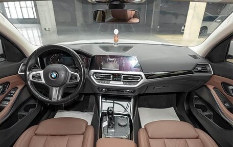 BMW 3 серия, 2022 год, 3 261 900 рублей, 10 фотография