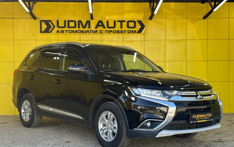 Mitsubishi Outlander III рестайлинг 3, 2017 год, 1 599 000 рублей, 7 фотография