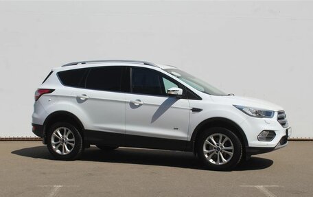 Ford Kuga III, 2017 год, 1 430 000 рублей, 3 фотография