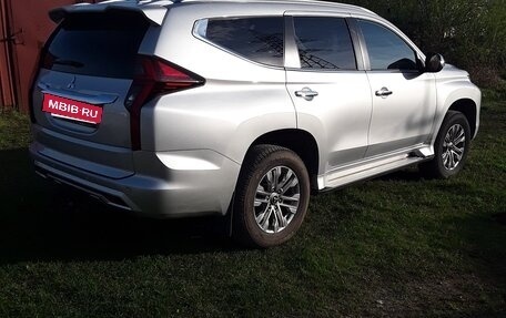 Mitsubishi Pajero Sport III рестайлинг, 2021 год, 4 444 000 рублей, 9 фотография