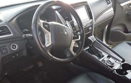 Mitsubishi Pajero Sport III рестайлинг, 2021 год, 4 444 000 рублей, 14 фотография