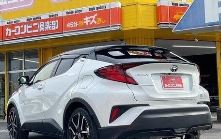 Toyota C-HR I рестайлинг, 2021 год, 1 400 001 рублей, 5 фотография