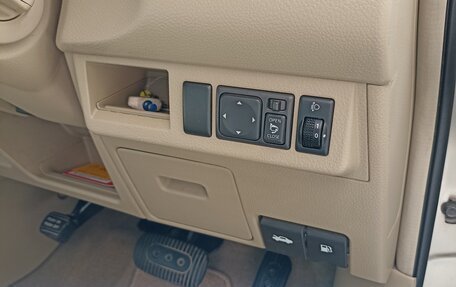 Nissan Tiida, 2009 год, 740 000 рублей, 10 фотография