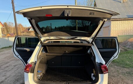 Volkswagen Tiguan II, 2018 год, 2 800 000 рублей, 25 фотография