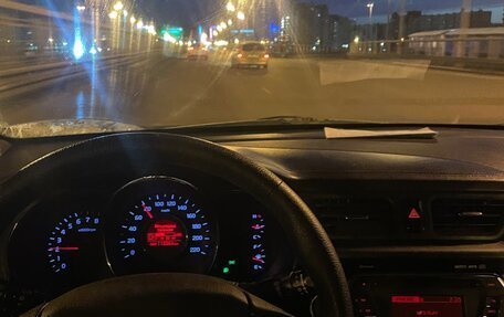 KIA Rio III рестайлинг, 2012 год, 990 000 рублей, 2 фотография