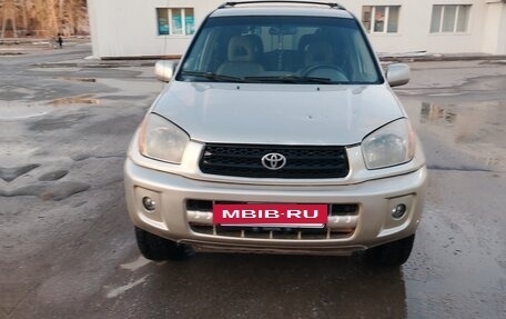 Toyota RAV4, 2001 год, 680 000 рублей, 7 фотография