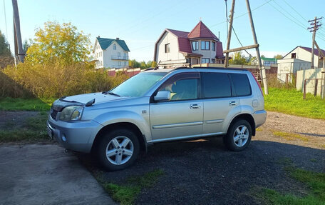 Nissan X-Trail, 2005 год, 575 000 рублей, 2 фотография