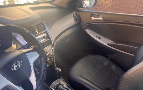 Hyundai Solaris II рестайлинг, 2013 год, 750 000 рублей, 6 фотография