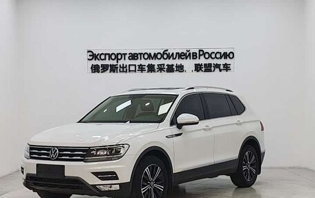 Volkswagen Tiguan II, 2021 год, 2 101 999 рублей, 3 фотография