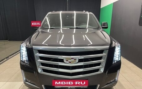 Cadillac Escalade IV, 2016 год, 3 300 000 рублей, 2 фотография