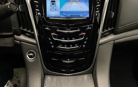 Cadillac Escalade IV, 2016 год, 3 300 000 рублей, 15 фотография