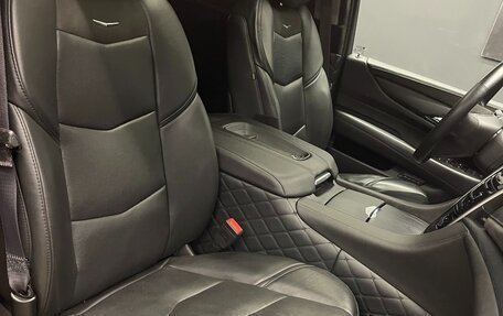 Cadillac Escalade IV, 2016 год, 3 300 000 рублей, 19 фотография