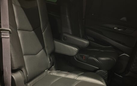 Cadillac Escalade IV, 2016 год, 3 300 000 рублей, 23 фотография