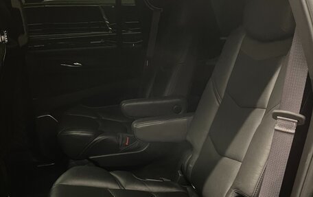 Cadillac Escalade IV, 2016 год, 3 300 000 рублей, 21 фотография